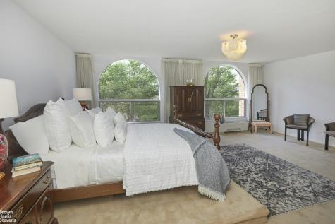 4425 Douglas Avenue New York City NY 10471