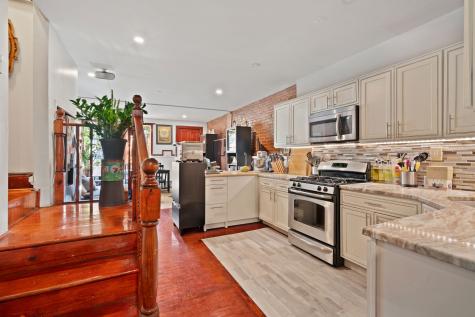 135 W 122nd Street New York City NY 10027