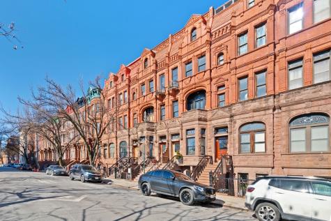 135 W 122nd Street New York City NY 10027