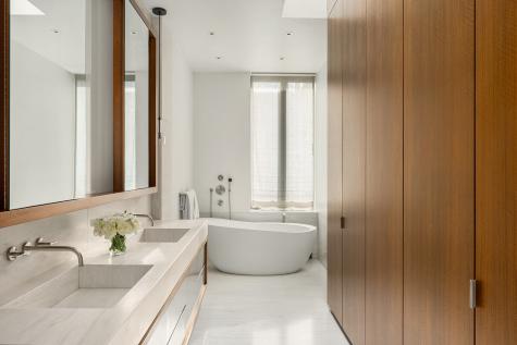 162 E 92nd Street New York City NY 10128