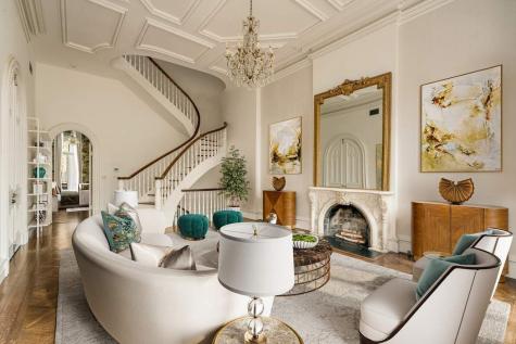 243 E 17th Street New York City NY 10003