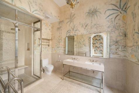 243 E 17th Street New York City NY 10003