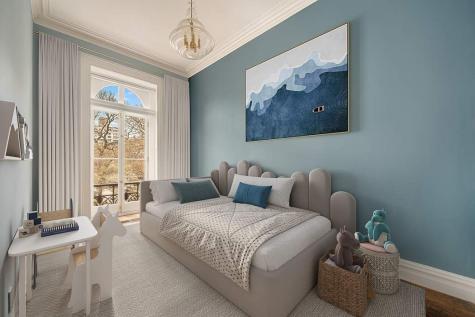 243 E 17th Street New York City NY 10003