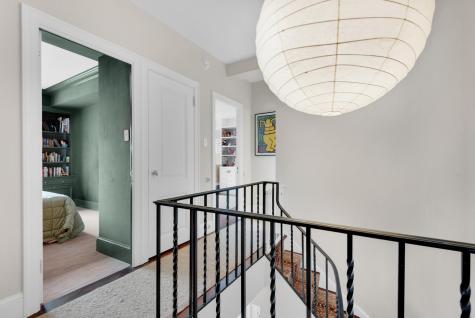 3 E 71st Street New York City NY 10021