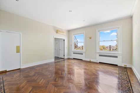 1 E End Avenue New York City NY 10075