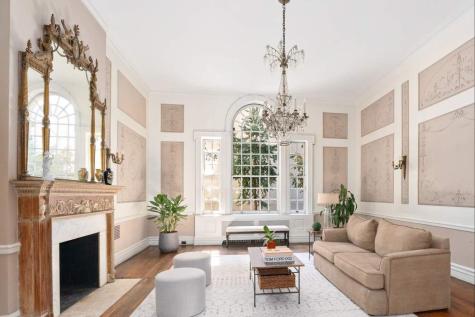 125 E 69th Street New York City NY 10021