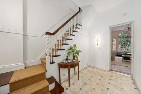 125 E 69th Street New York City NY 10021