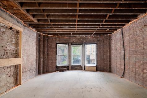 18 W 76th Street New York City NY 10023