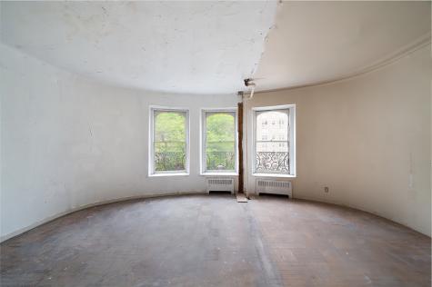 18 W 76th Street New York City NY 10023