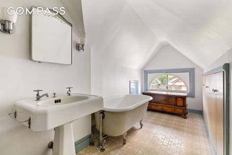 492 Westminster Road New York City NY 11218