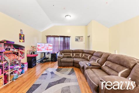 924 Herkimer Street New York City NY 11233