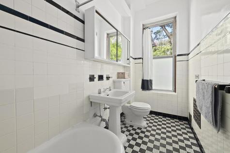 133 Manhattan Avenue New York City NY 10025