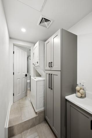 197 W Houston Street New York City NY 10014