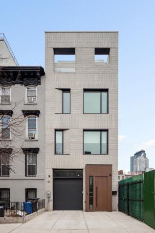 647 Baltic Street New York City NY 11217