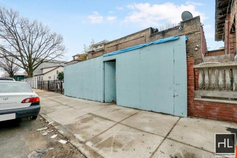 2724 Clarendon Road New York City NY 11226