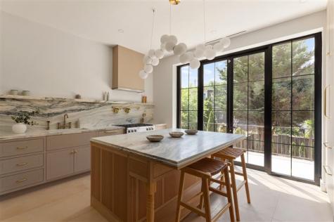 384 Hancock Street New York City NY 11216