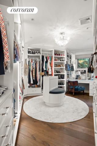 176 Benedict Road New York City NY 10304