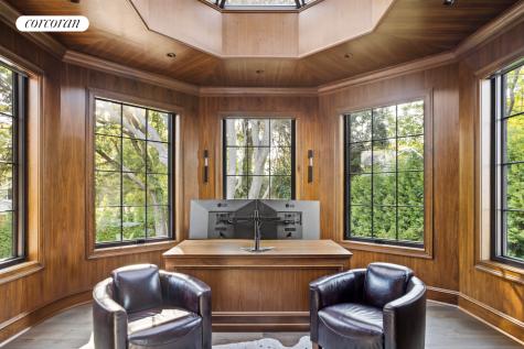 176 Benedict Road New York City NY 10304