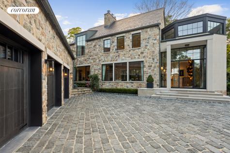 176 Benedict Road New York City NY 10304