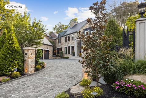 176 Benedict Road New York City NY 10304