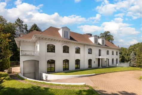 5040 Independence Avenue New York City NY 10471