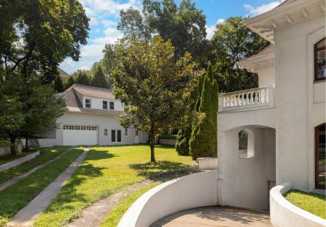 5040 Independence Avenue New York City NY 10471