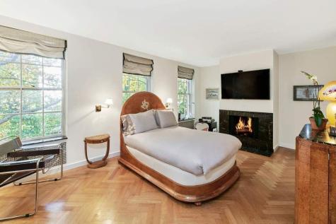 453 W 24th Street New York City NY 10011