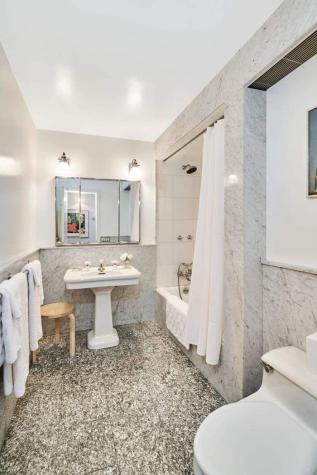 453 W 24th Street New York City NY 10011