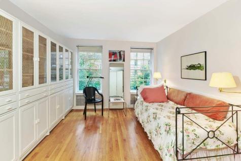 453 W 24th Street New York City NY 10011