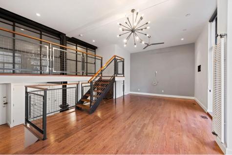 215 E 24th Street New York City NY 10010