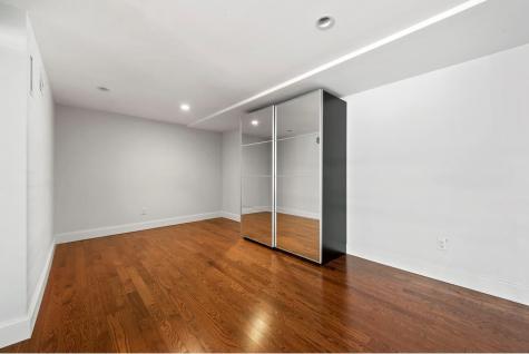 215 E 24th Street New York City NY 10010