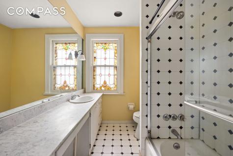 447 E 17th Street New York City NY 11226