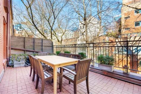 447 W 24th Street New York City NY 10011