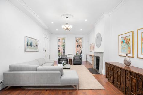 447 W 24th Street New York City NY 10011