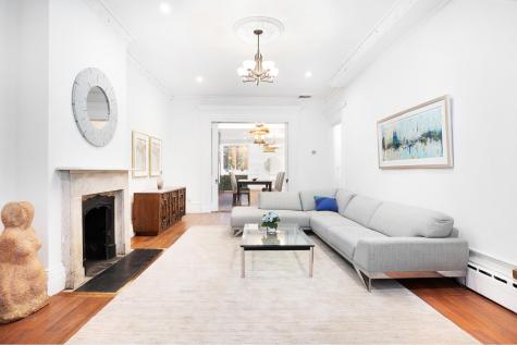 447 W 24th Street New York City NY 10011