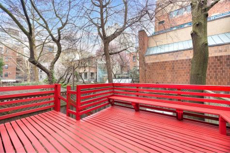 447 W 24th Street New York City NY 10011