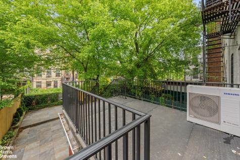 521 Decatur Street New York City NY 11233