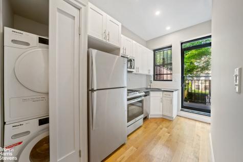 521 Decatur Street New York City NY 11233
