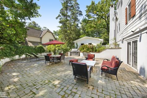 4930 Goodridge Avenue New York City NY 10471