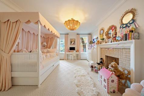 763 Greenwich Street New York City NY 10014