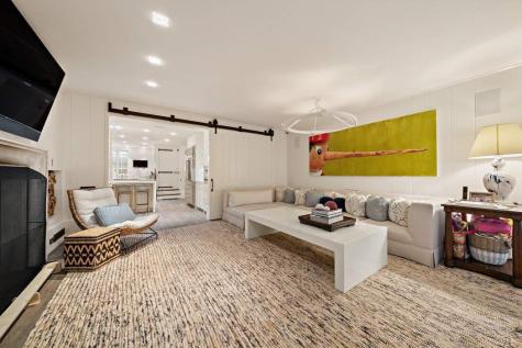 763 Greenwich Street New York City NY 10014