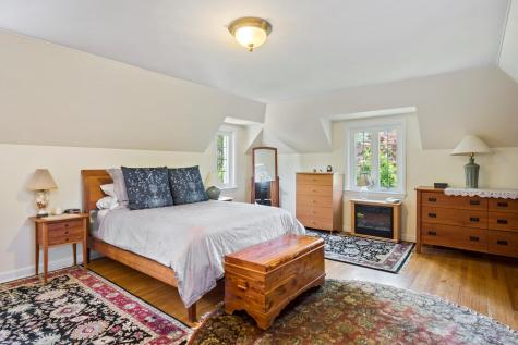 4600 Grosvenor Avenue New York City NY 10471