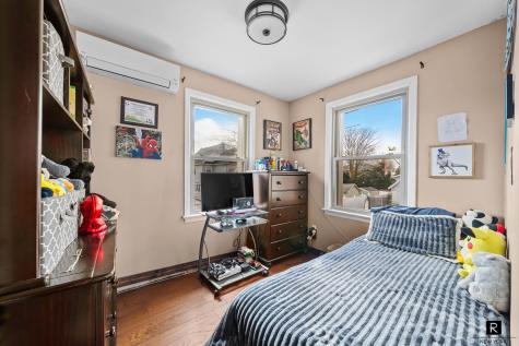 20 8th Street New York City NY 10306