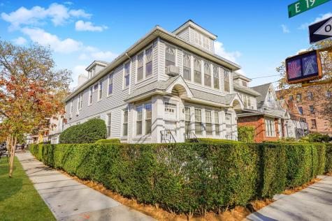 1901 Avenue R New York City NY 11229