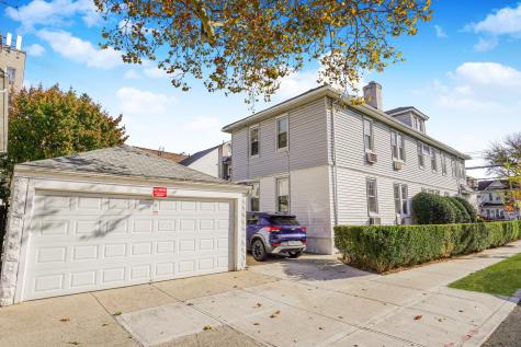 1901 Avenue R New York City NY 11229