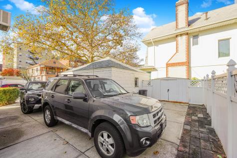 1901 Avenue R New York City NY 11229