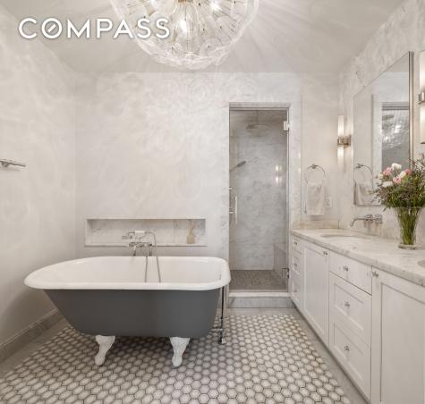 304 E 82nd Street New York City NY 10028