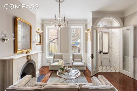 304 E 82nd Street New York City NY 10028