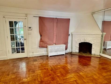 142-29 230th Place New York City NY 11413