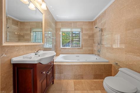 248 E 33rd Street New York City NY 10016